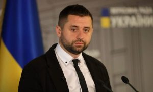 Заради “людей з вулиці”: Арахамія пропонує розсекретити дані про втрати