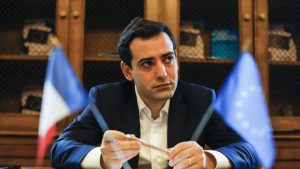 У Франції пояснили ідею Макрона з відправленням військ в Україну