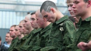 Росія планує відправляти строковиків на фронт