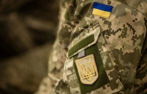 Понад 180 млн “бойових” виплатили військовим, які не воюють