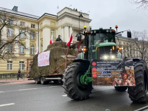 У Варшаві страйкують фермери: очікують 150 тисяч мітингувальників