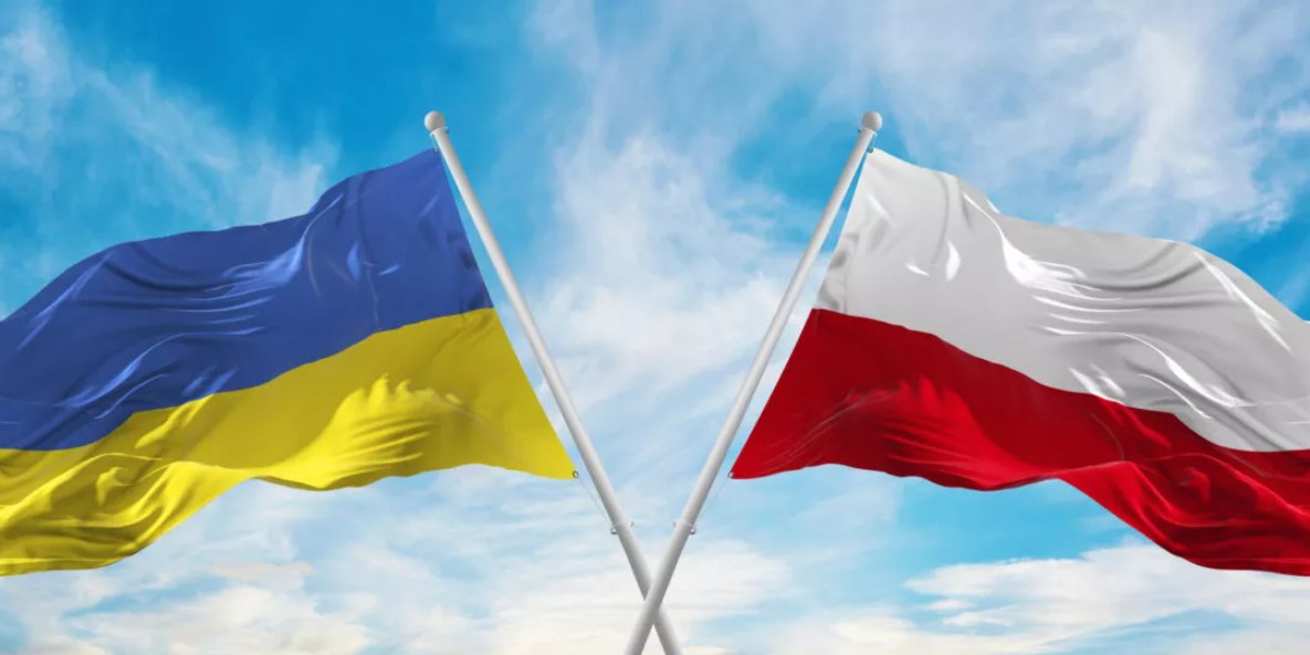 Прапори України та Польщі. Фото: cbpe.pl