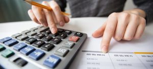 Планується введення податків для тих, хто заробляє через цифрові платформи 
