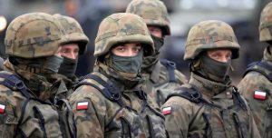 Польща закликає громадян готуватися до війни