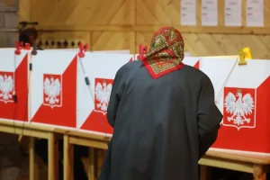 Перший тур президентських виборів у Польщі: хто лідирує