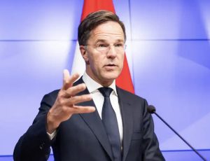 НАТО підтвердило готовність постачати зброю Україні незалежно від переговорів Трампа і Путіна — Рютте
